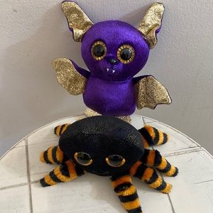 - Ty Halloween Beanie Boo & Black Spider